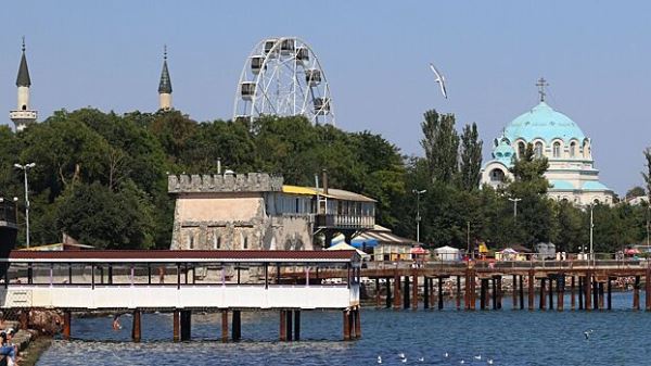 В Евпатории до особого распоряжения не будет горячей воды и развлечений: туристы в шоке